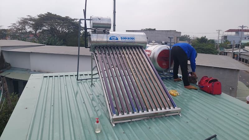 Dịch vụ sửa máy nước nóng năng lượng mặt trời Huyện Củ Chi