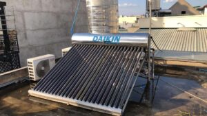 Lắp đặt máy nước nóng năng lượng mặt trời Quận 5