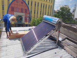 Dịch vụ sửa máy nước nóng năng lượng mặt trời Huyện Hóc Môn